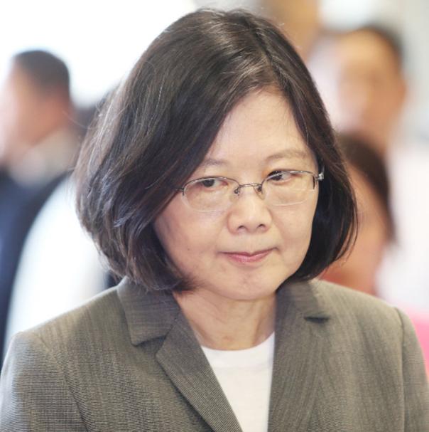 蔡英文罕见发声：“我是台湾人并没有错，我是中国人，因为我是念中国书长大的，受的是