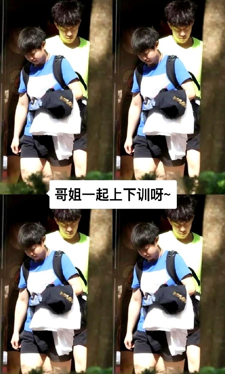 训练馆门一开，两个人并肩出来，汗还在滴，嘴里还在对点复盘——这才叫搭档。
为备战