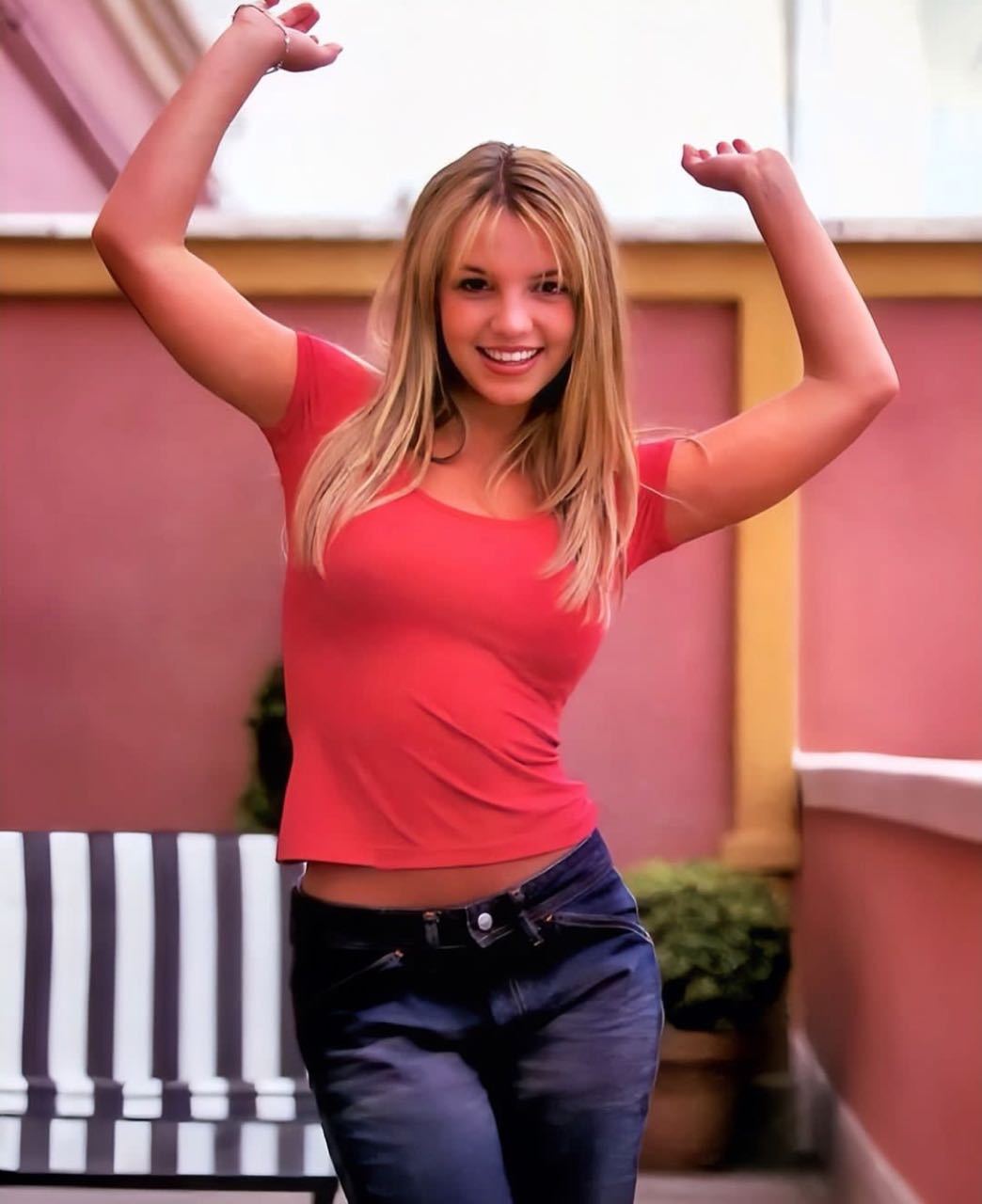 【来自投稿】美国梦小甜甜布兰妮Britney Spears在1999年的一组照片