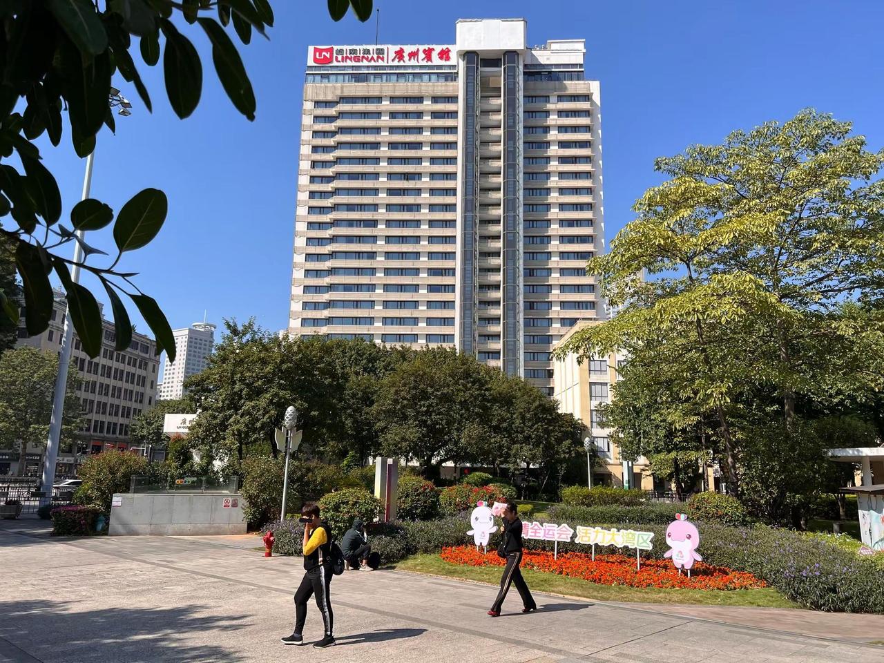 于海青：为何说在广州老街道穿行别有情调？ 说起老广州，那么海珠广场周边就有不一样