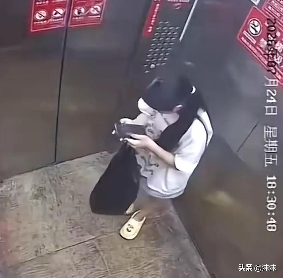 仙桃电梯冲突爆火！全网共鸣：谁规定的，被人打了只能硬扛？

刷到湖北仙桃这场电梯