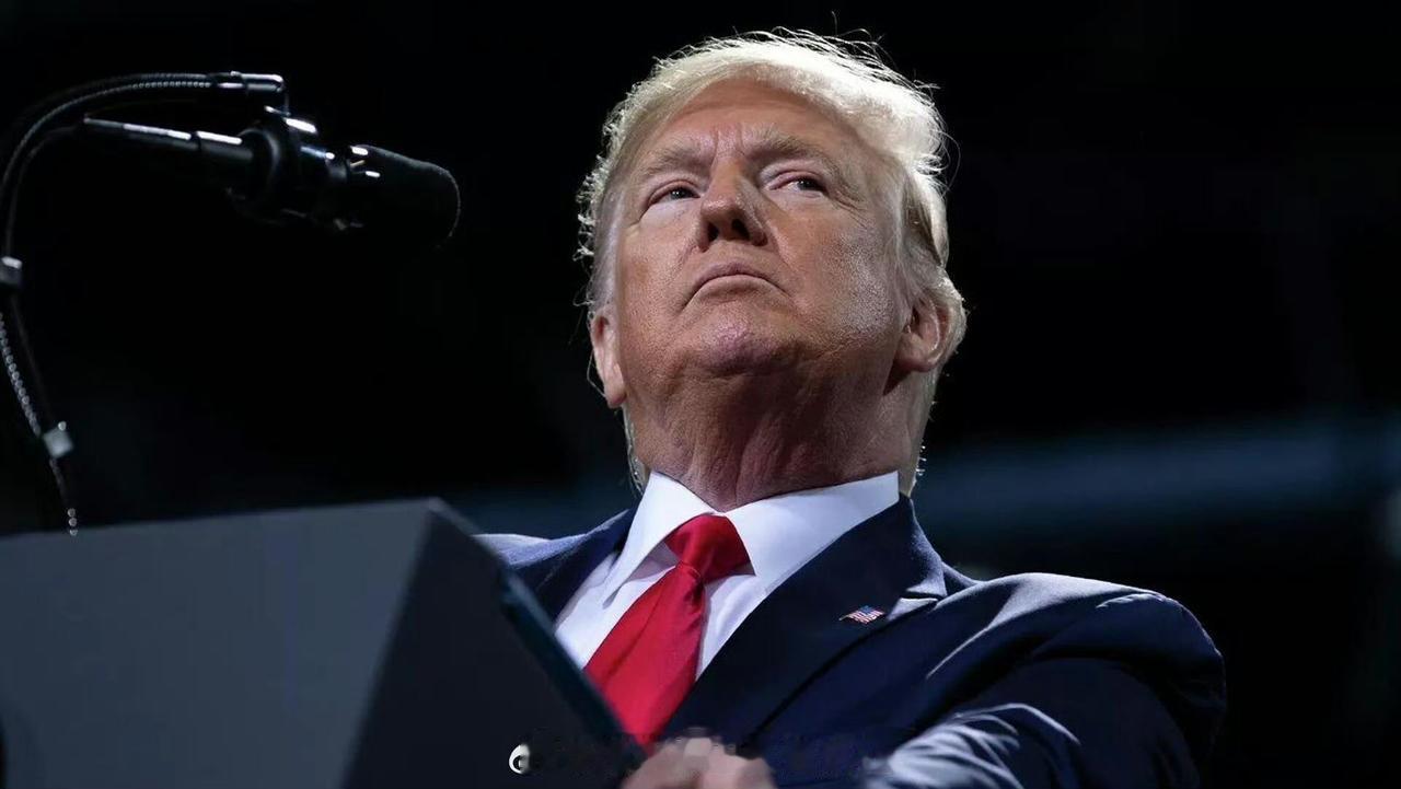 特朗普对待普京的立场要变了吗？据俄罗斯卫星通讯社报道，美国会议员林赛·格雷厄姆称