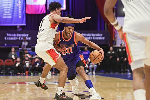 据SNY记者伊恩·贝格利消息，纽约尼克斯在周三裁掉了托桑·埃武奥姆万。
埃武奥姆