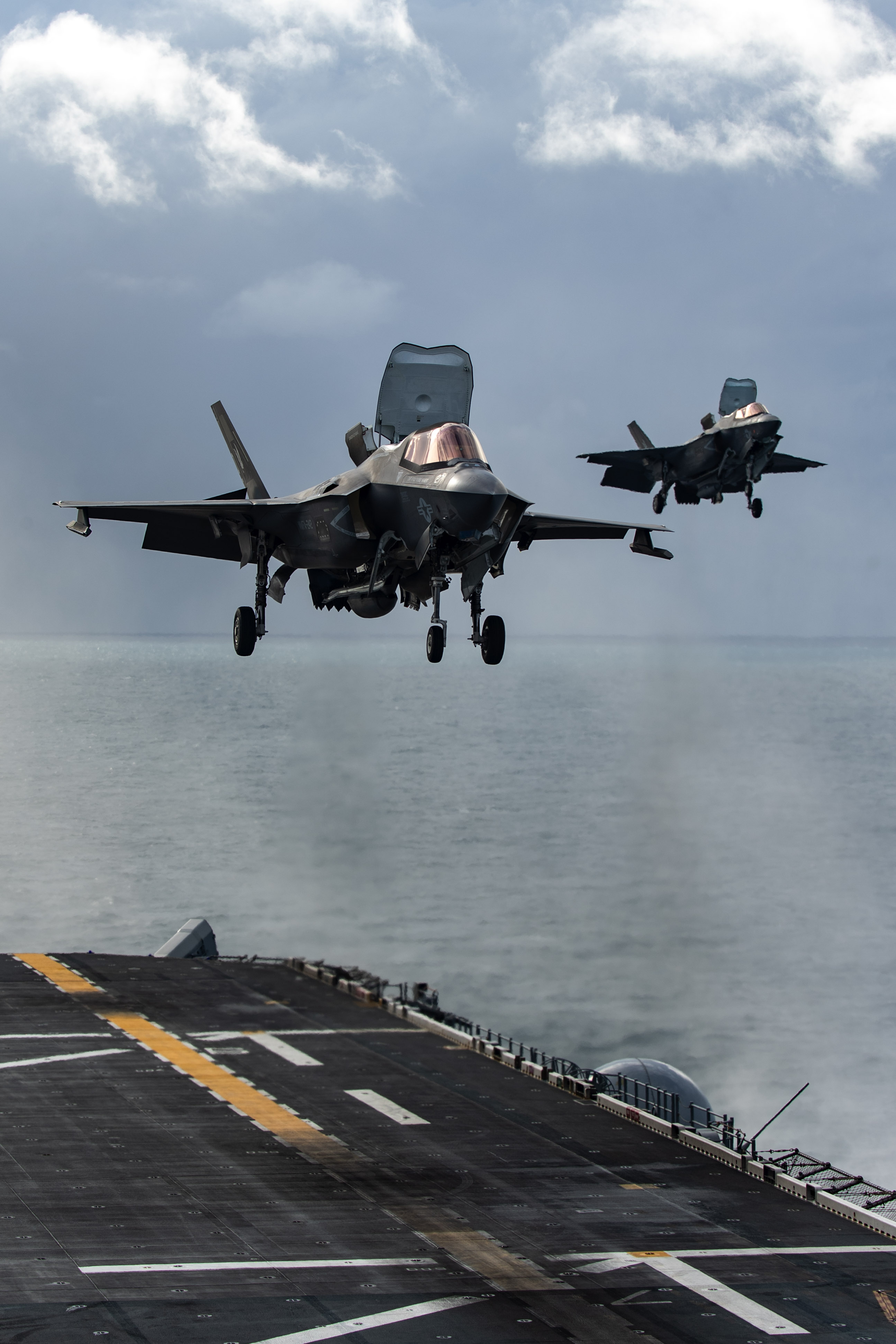 VMFA-242中队旗下F-35B 每天认识一件兵器 烽火问鼎计划 ​​​
