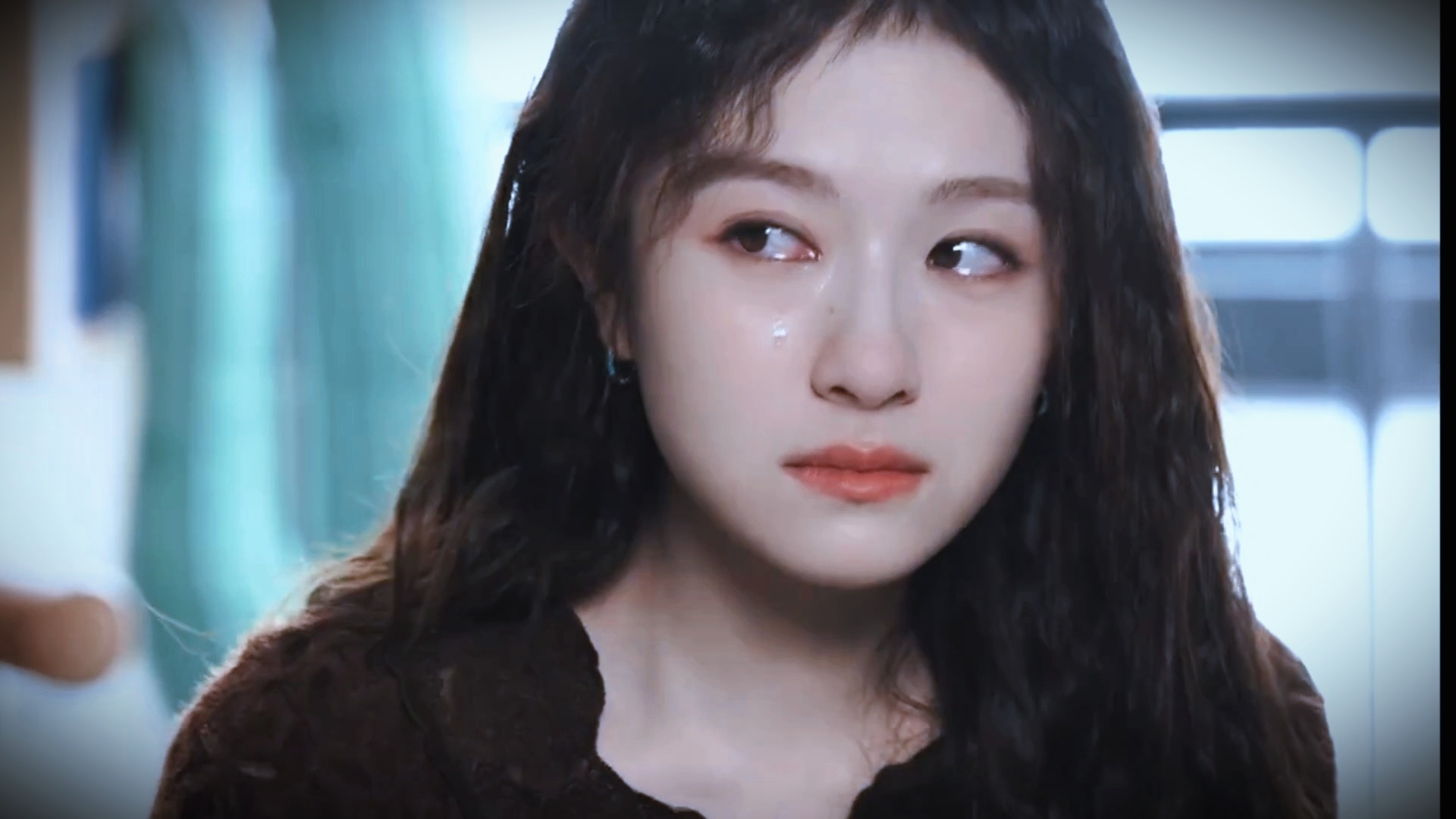 李兰迪中戏女生第一的含金量还在上升，哭得好美 