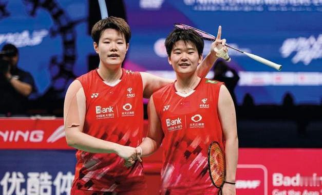 碾压！21岁刘圣书联手谭宁2-0横扫日本奥运冠军！
半决赛逆转韩国人，决赛让福