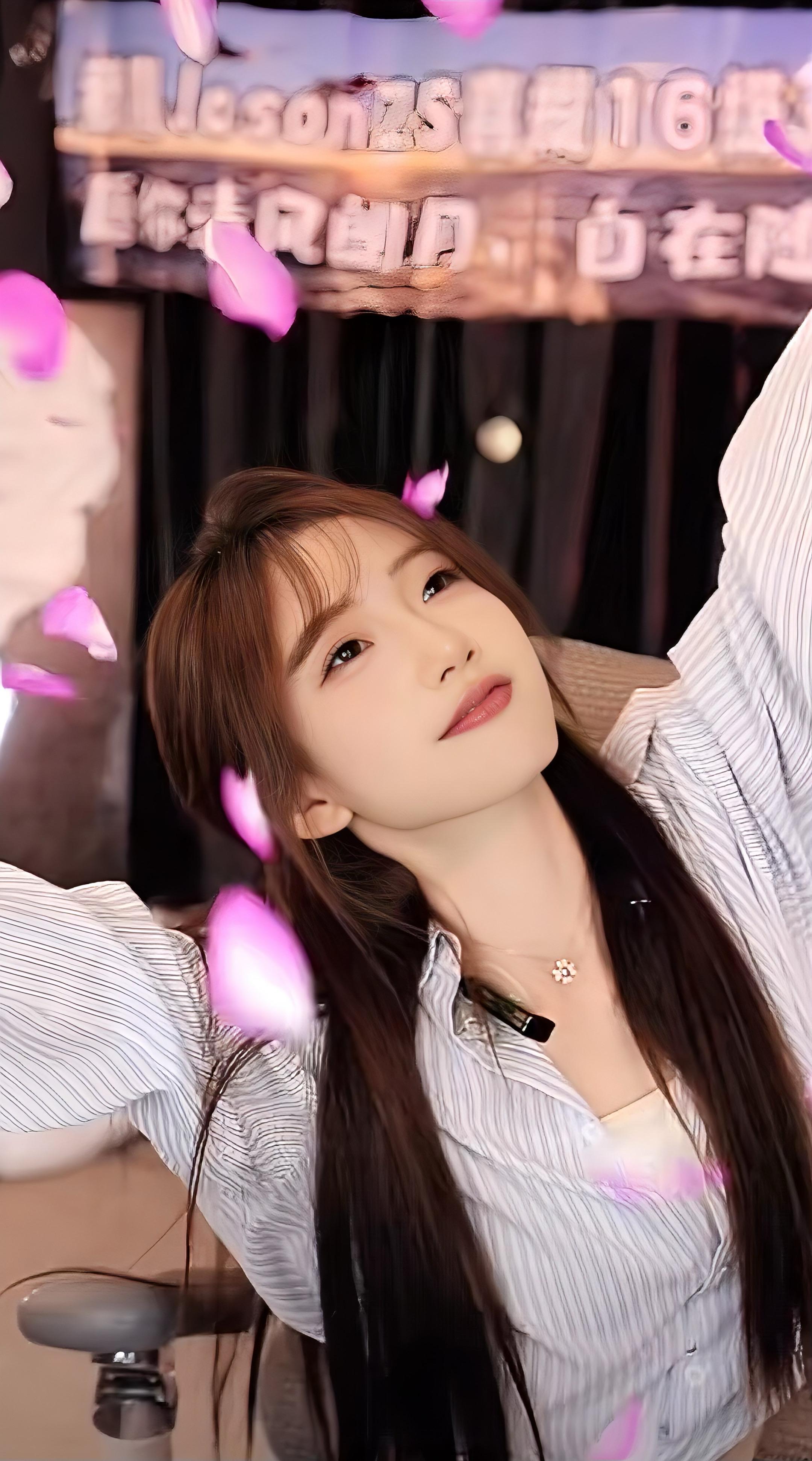 很开心，每天都有小段时间的小孩角色卡