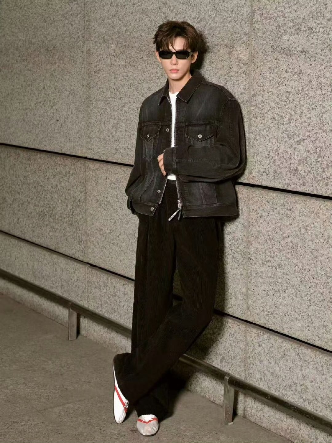 王安宇时装周出发图王安宇巴黎出发图 王安宇巴黎出发图 