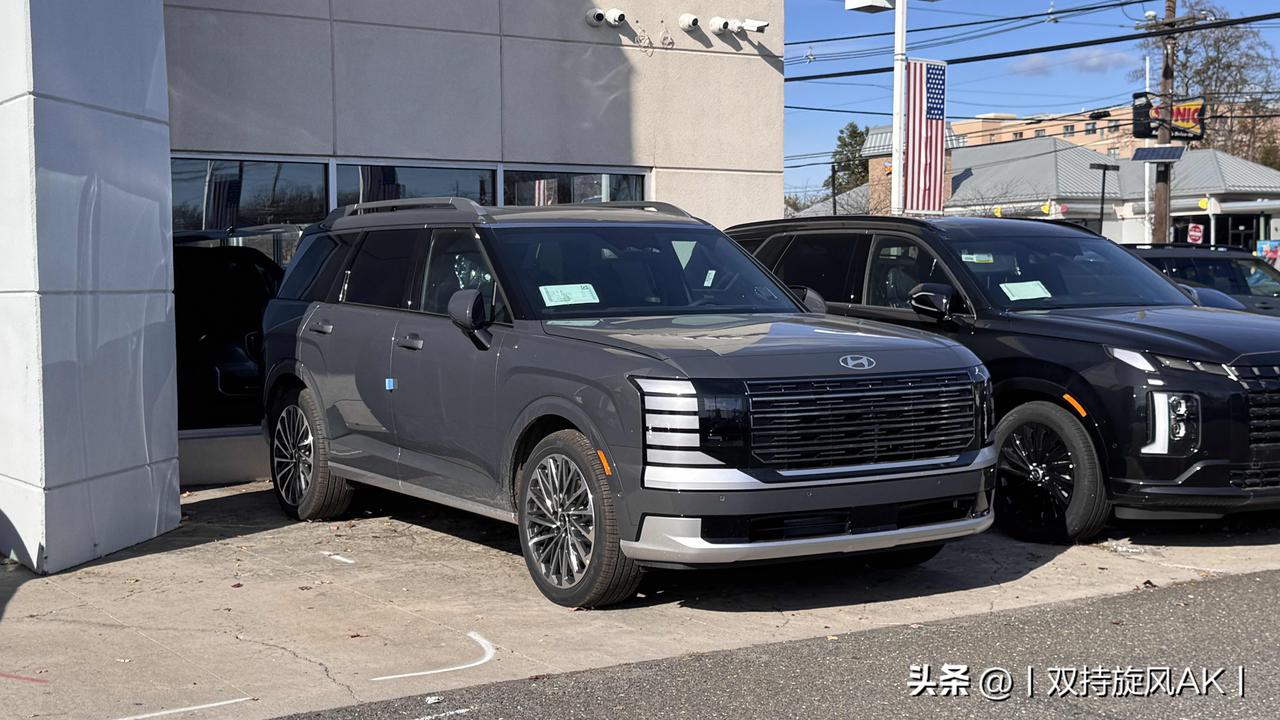 打压日系车在美国的嚣张气焰，目前只能靠韩系车了。看了下刚刚开卖的美版帕里斯帝混动