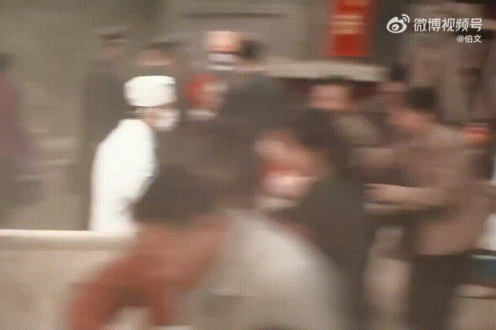 主角后劲主角意难平电视剧主角前期温柔痴心的封潇潇圈粉无数，偏偏在忆秦娥受排挤落魄