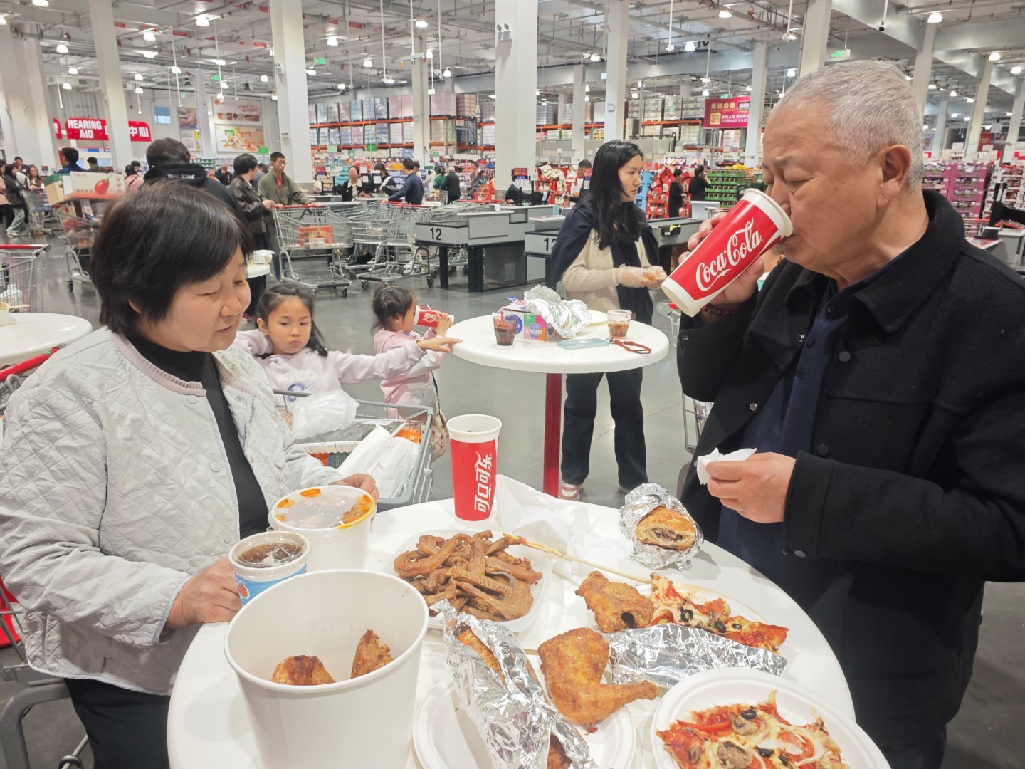 我爸在南京看病，正好我从上海回老家，开一台MPV，让我爸妈也享受一下。从南京到河