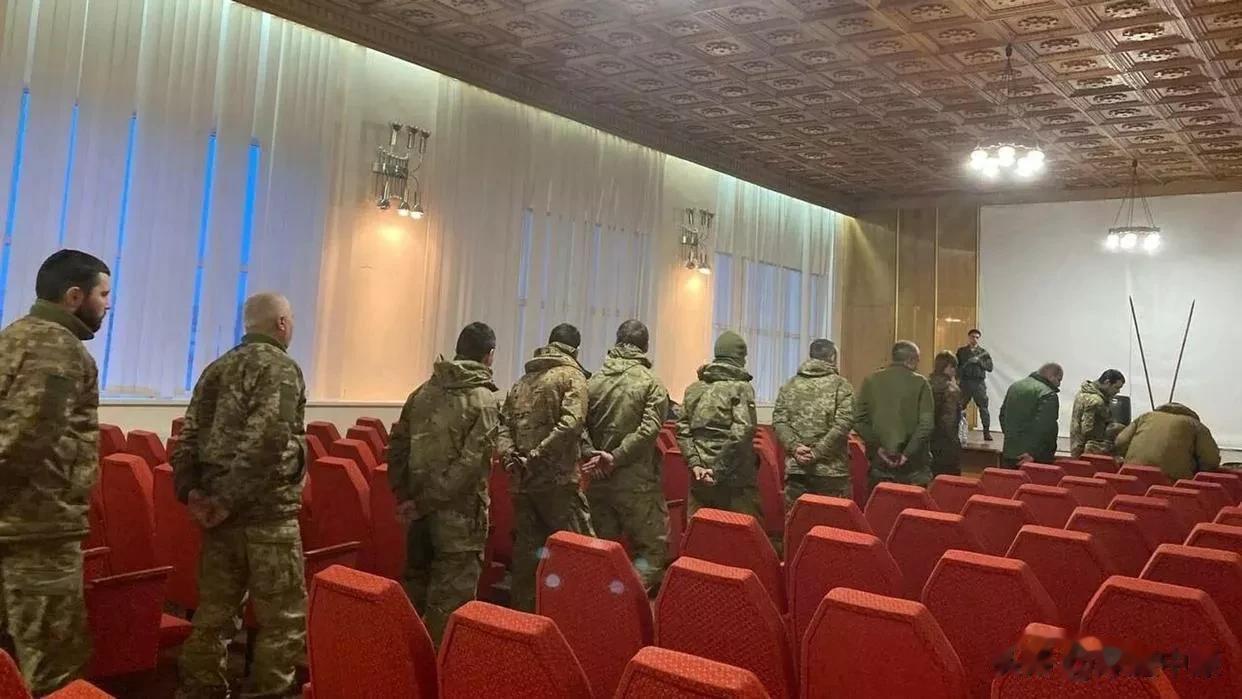 俄志愿兵：乌克兰战俘的赎金为20000美元，且不能保证生命安全

来源:俄罗斯卫