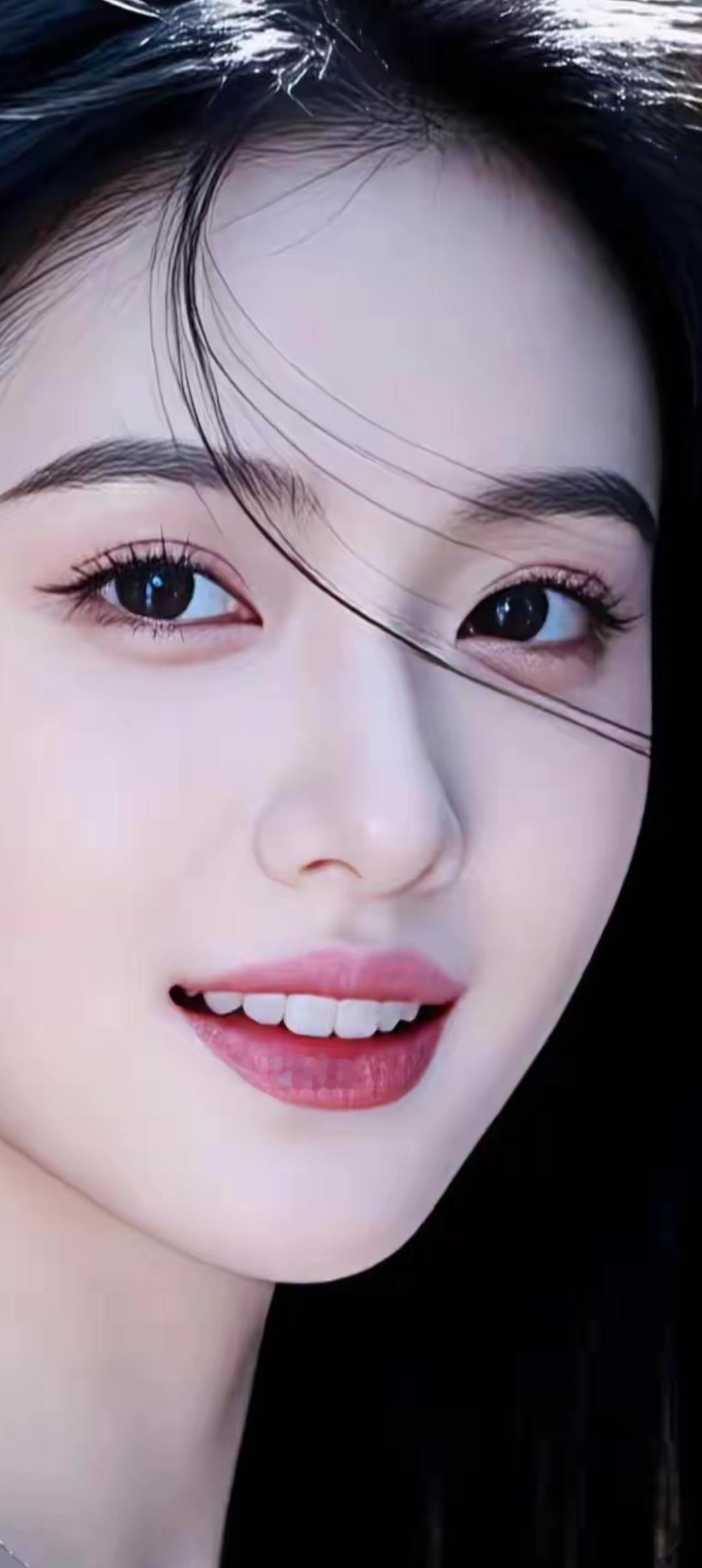 温柔甜美的笑容，宛如春日里的阳光。