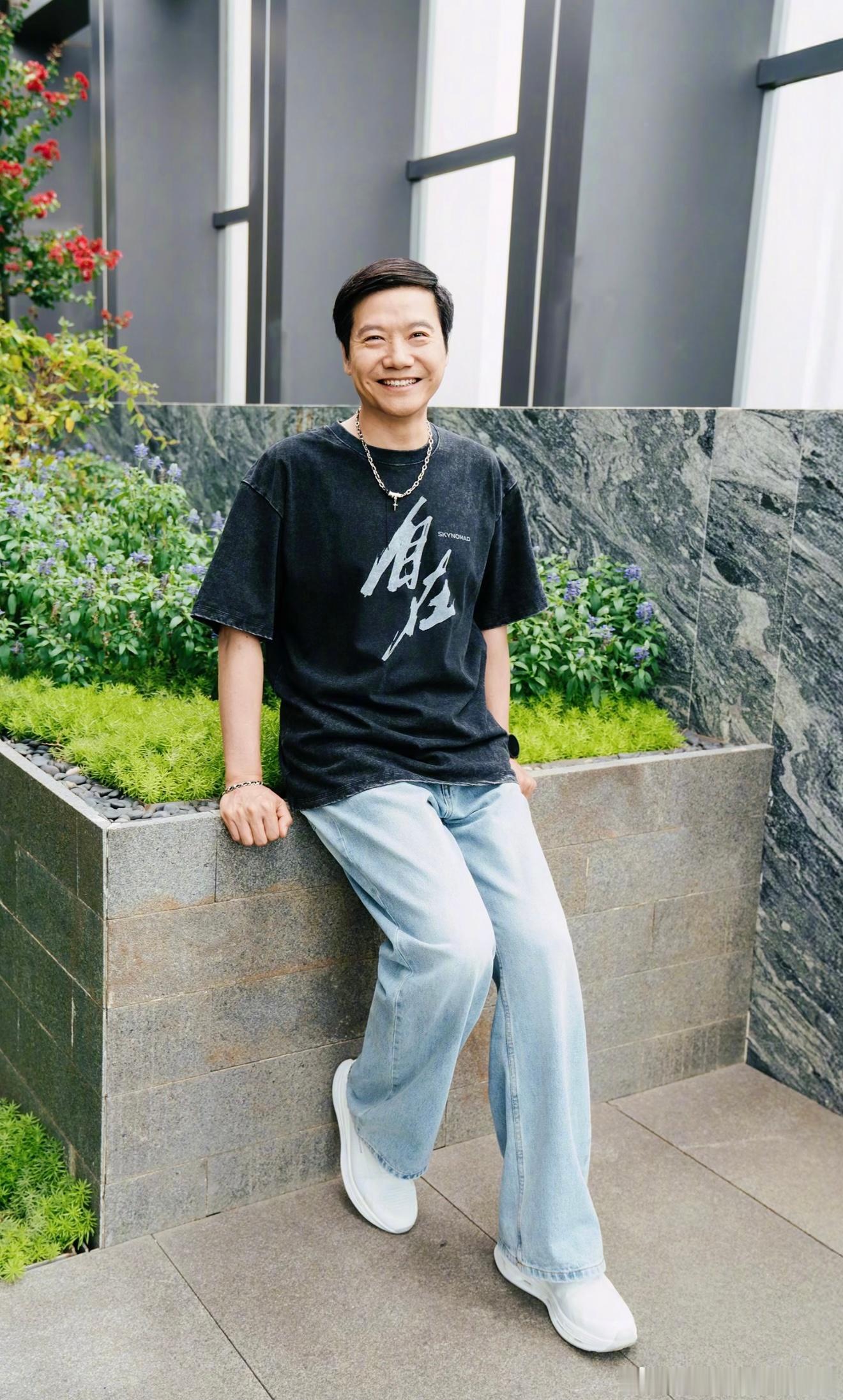 小米雷军项链同款，不要998元，只要9.8元。 