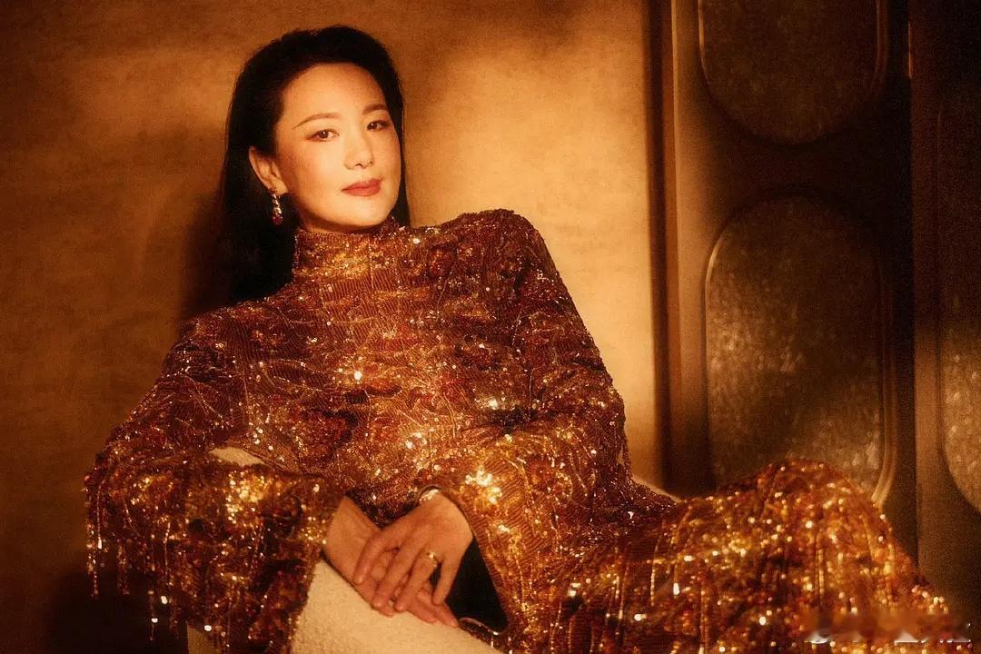 Gucci 押宝咏梅 这身完全是女王 