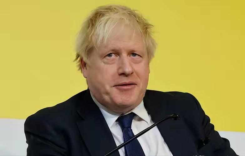 就在昨天
英国正式宣布
10月28日，环球时报消息，英国政治评论员萨米·哈姆迪访