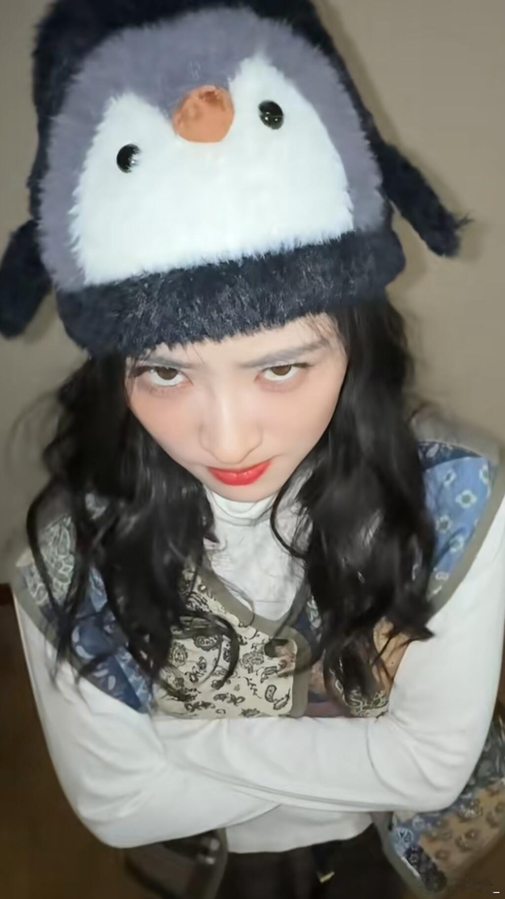 很萌的小月鹅壁纸嘻嘻嘻一直停不下来的存图～真的好萌啊沈月｜壁纸 