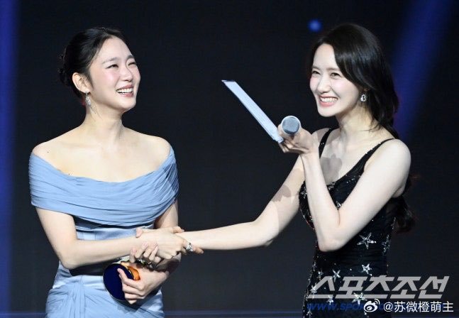 永远会被女演员之间的惺惺相惜打动