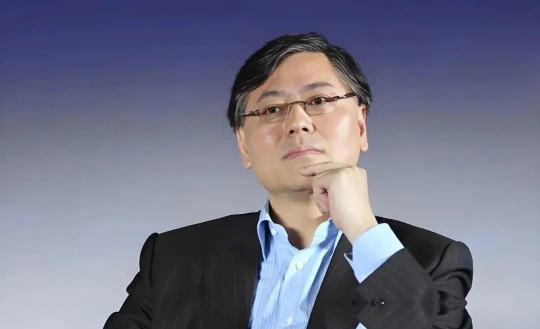 资本市场果然很精明了啊！联想集团的股价大跌，这时候就传出了印度PC市场将大幅下滑