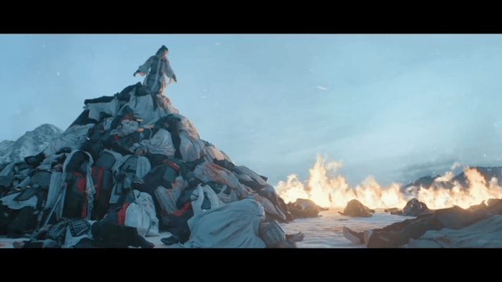 李昀锐打戏 美而狠冰湖重生李昀锐接连塑造宋墨与诸葛玥，冰湖重生里打戏兼具风骨与狠