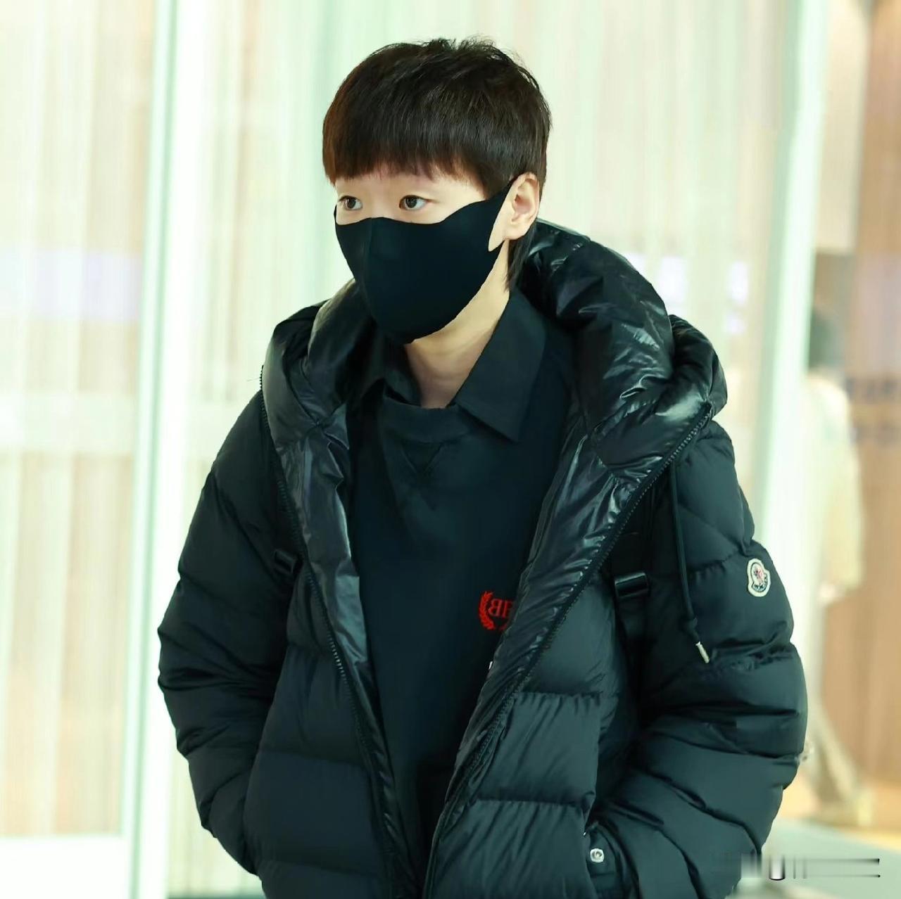 太棒了！王曼昱已经到达南京，
南京阿姨网友打眼一看，
知道鳗鱼大意了！

看鳗鱼