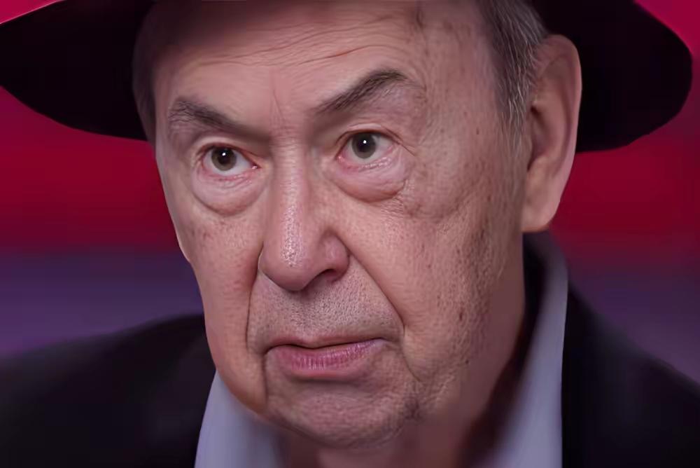 特朗普，活成了一个行走的谎言和笑话！

刚刚看到这位美国总统的最新神操作——前不