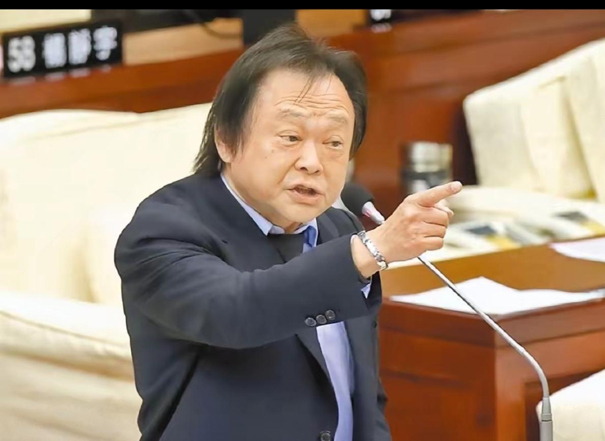 ​高金素梅遭到台湾检调部门调查以后，蓝营多位有影响力的人士集体声援，痛批民进党政