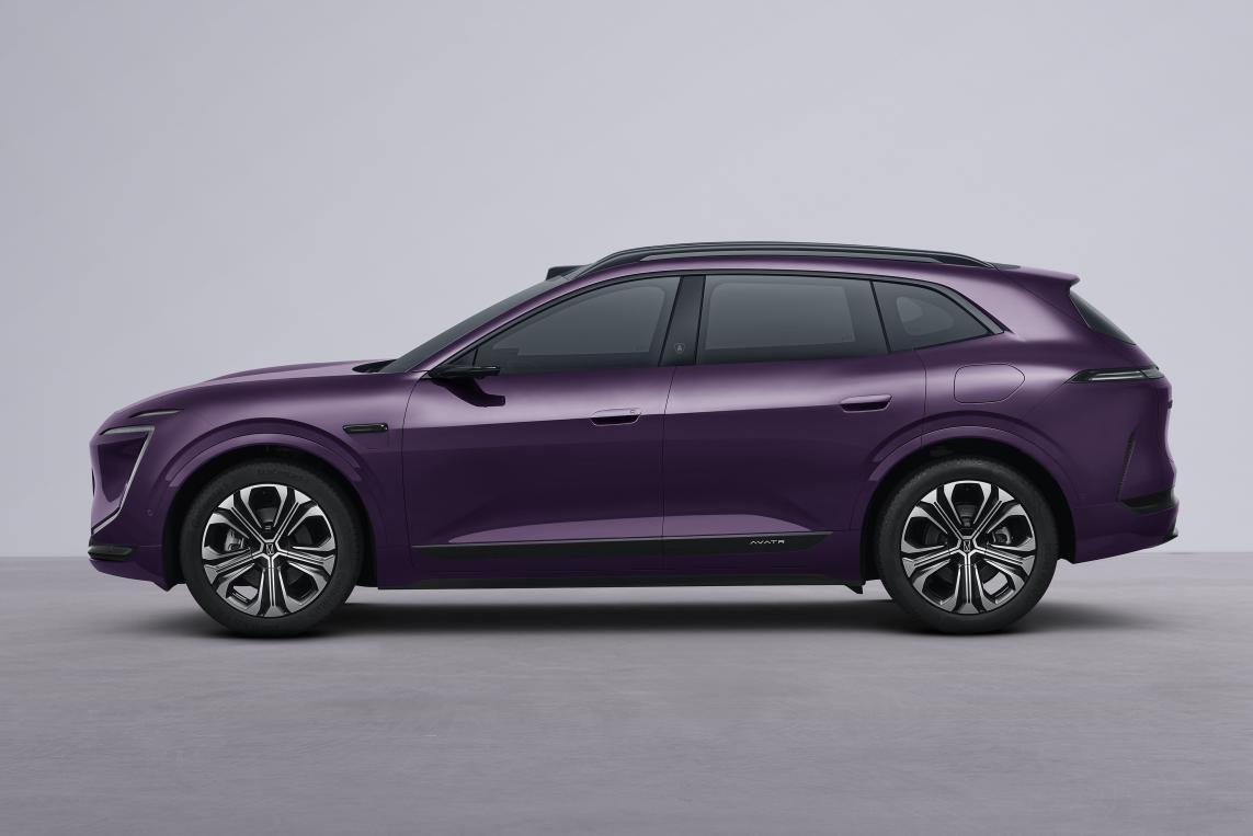 阿维塔07L亮相工信部公告，定位智美家庭豪华SUV，车身尺寸全面加大，预计今年三