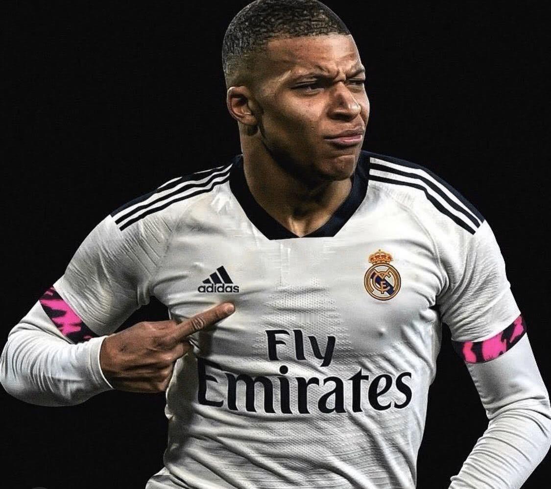 记者:              听说你是当今足坛战力第一人？
姆巴佩:    