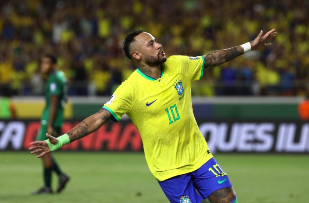 卡洛斯：内马尔仍是重要球员，希望他能带领巴西队进入世界杯决赛12月6日讯 巴西足