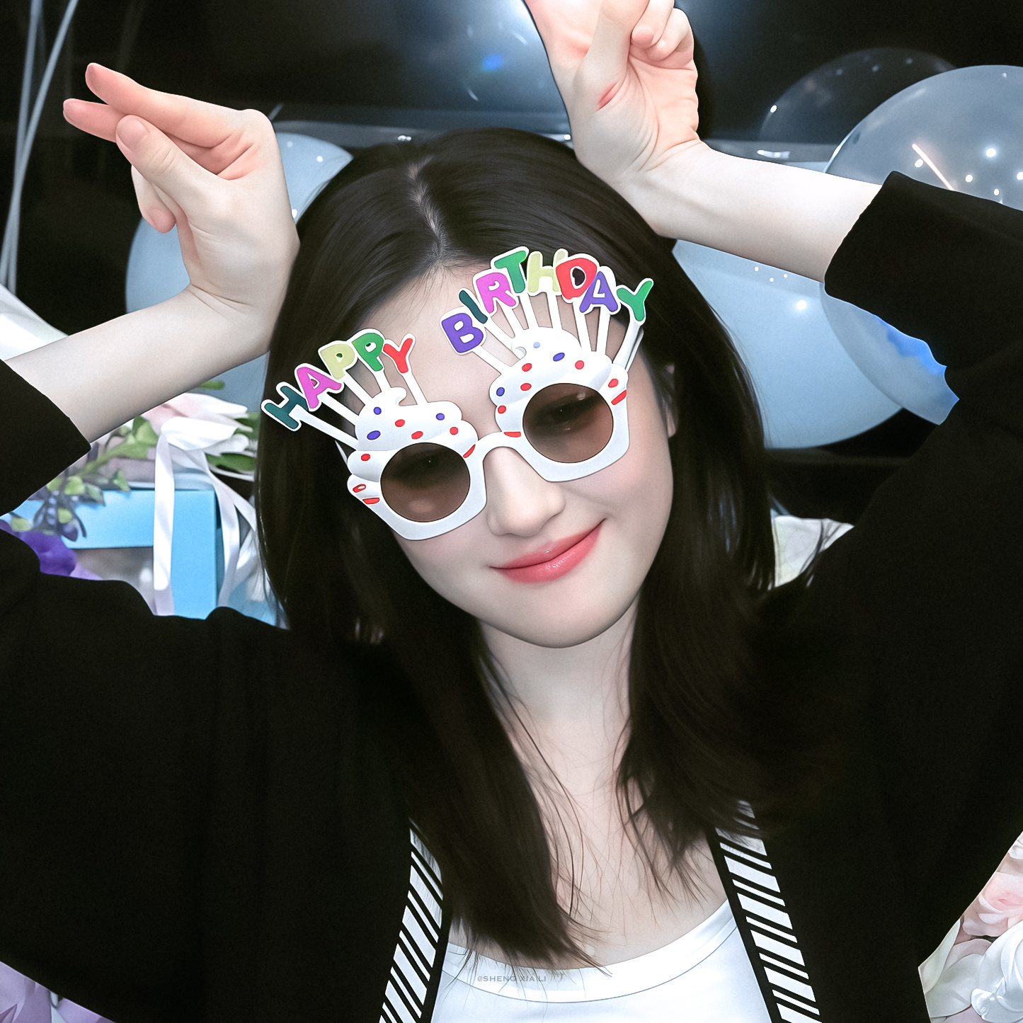 李兰迪 🫐🎉·头像壁纸更新～ ​​​