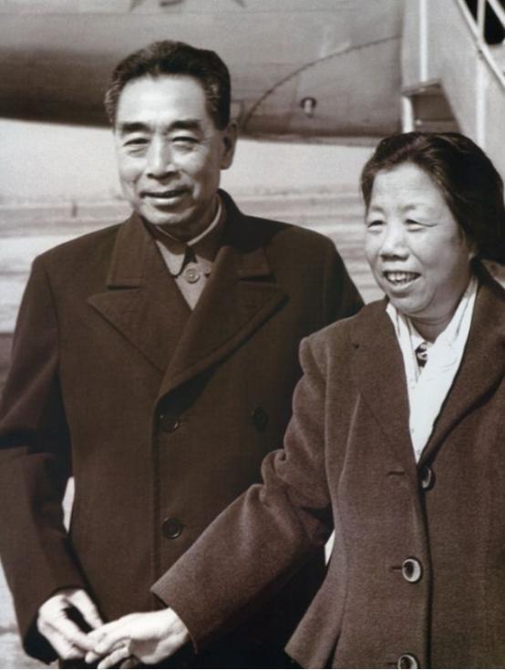 周恩来逝世后，邓颖超收到一封神秘来信，8年后才见到写信之人
1948年大年初一，