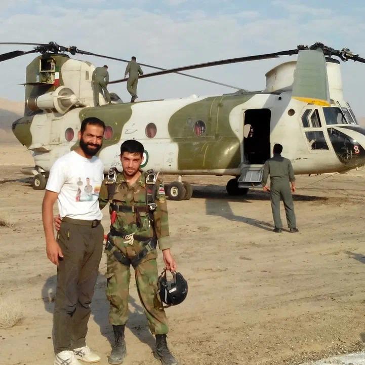 伊朗的美制 CH-47 “支奴干”直升机——1972-1976 年，伊朗引进了一