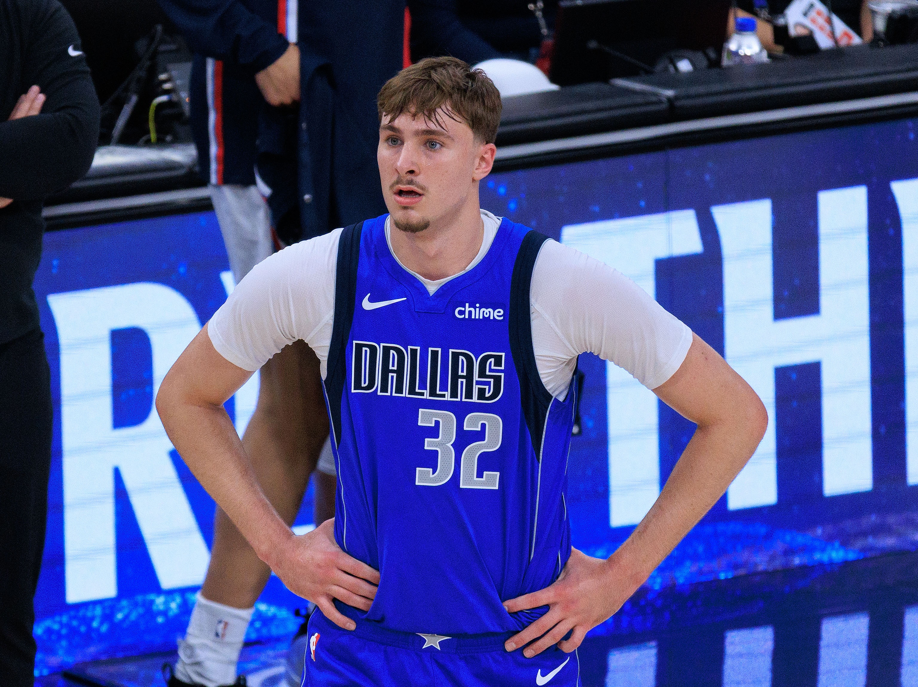 明天独行侠客战马刺 弗拉格大概率出战 华盛顿&马绍尔小概率打