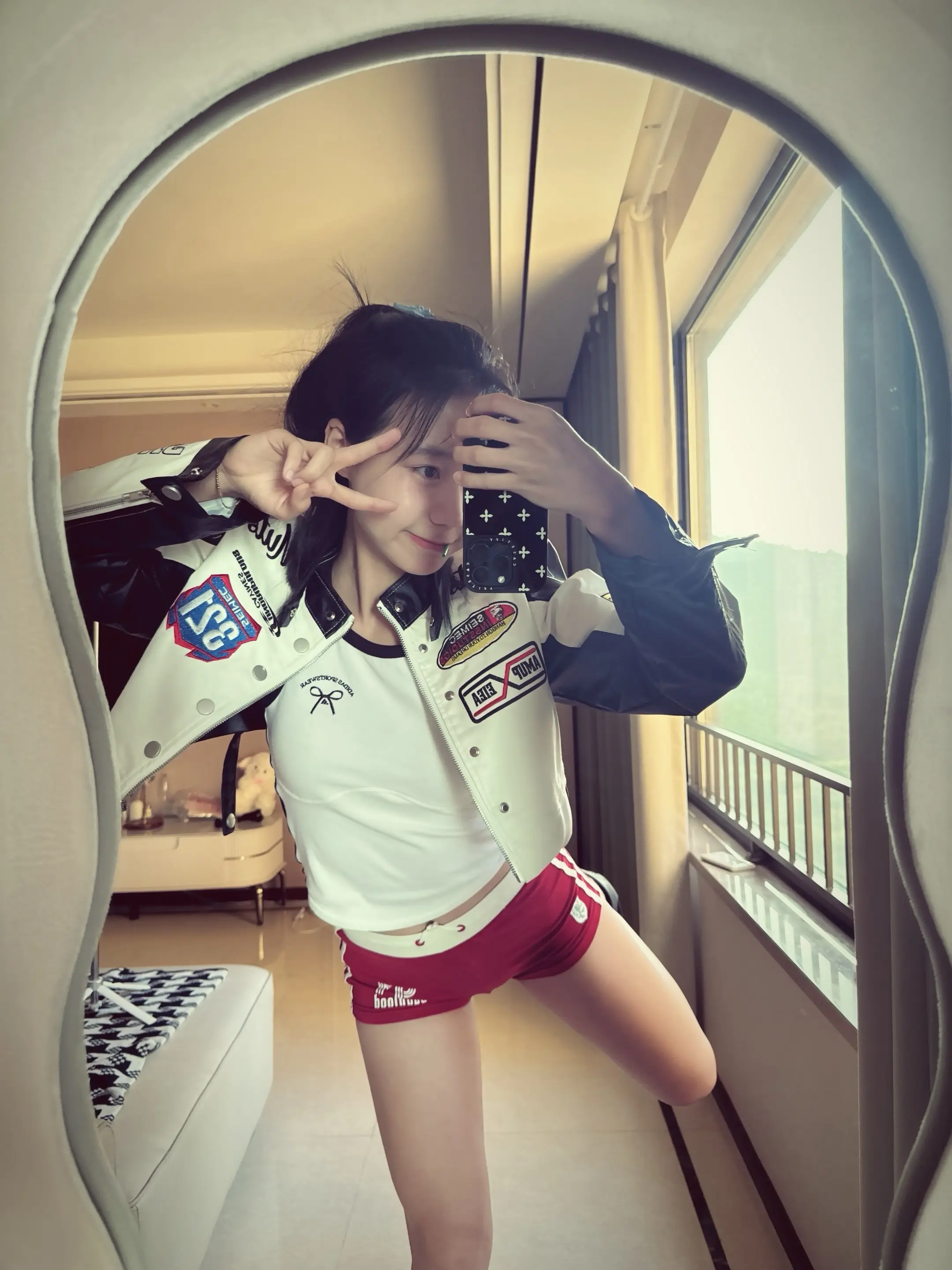 混过社会卖过萌 兄弟挨打我卖萌