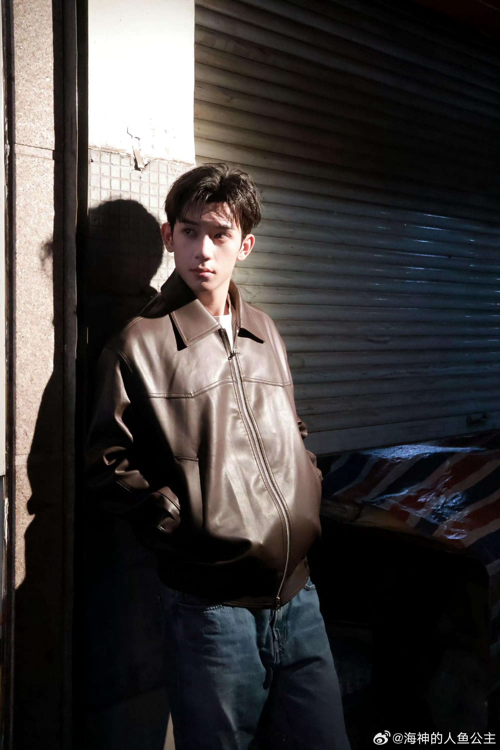 臭屁小孩哥林沐然🎵的往年今日中戏话剧影视表演第10名，看来是很自豪这个成绩了 