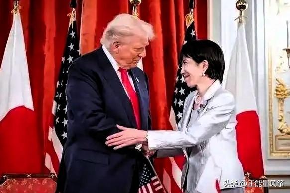 【高市早苗外交：跪出来的“强硬”能走多远？】

高市早苗一上台，就把日本外交带上