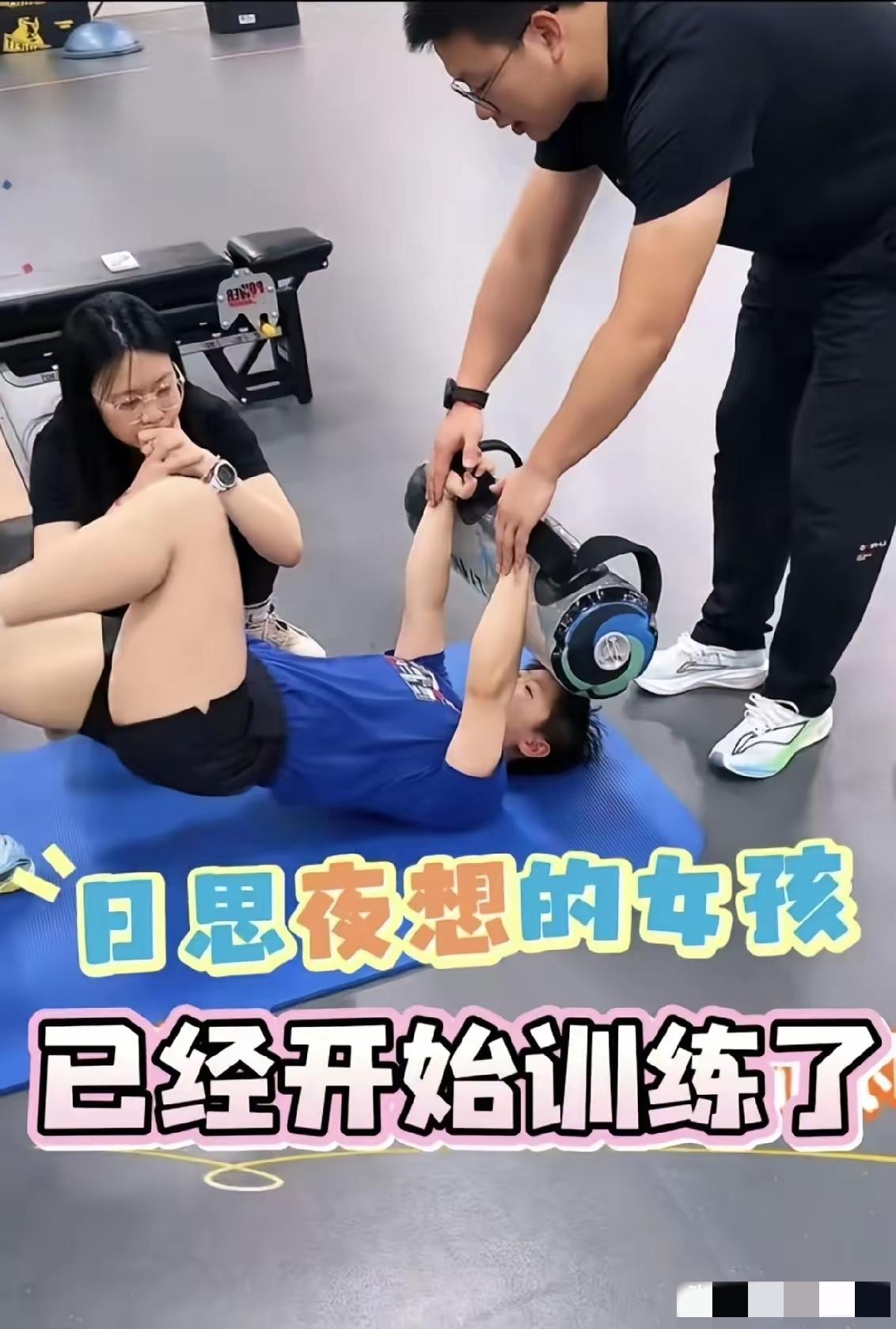 最开心的消息！

孙颖莎已经恢复健康啦！

从最近的照片可以看出，孙颖莎已经恢复