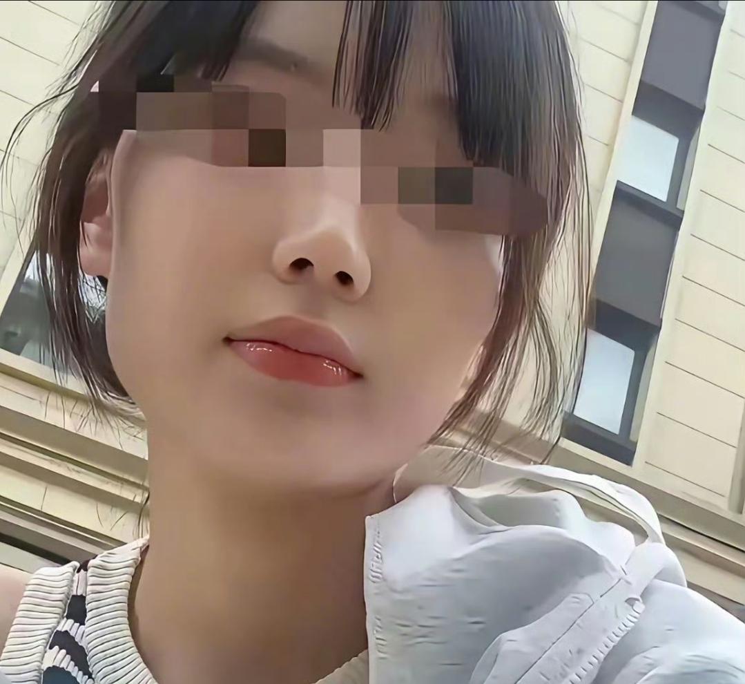 月薪4200，买衣服不超过50，就这样一个姑娘，你说抠不抠，但她却给人捐了造血干