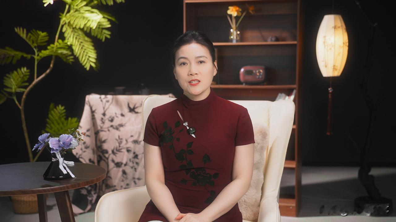 业主群维权话术
 
各位邻居，跟大家说明一件关键事：
物业本质是我们全体业主聘请