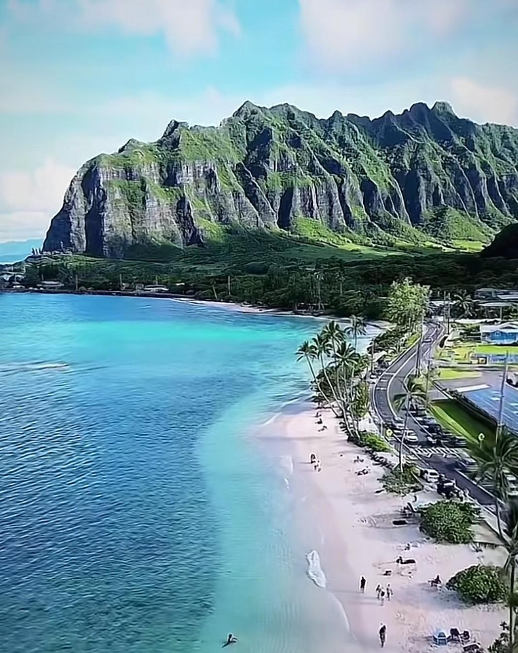 美国这边刚提交了吞并格陵兰岛的法案，俄罗斯那边就表示：格陵兰岛的居民也可以投票加