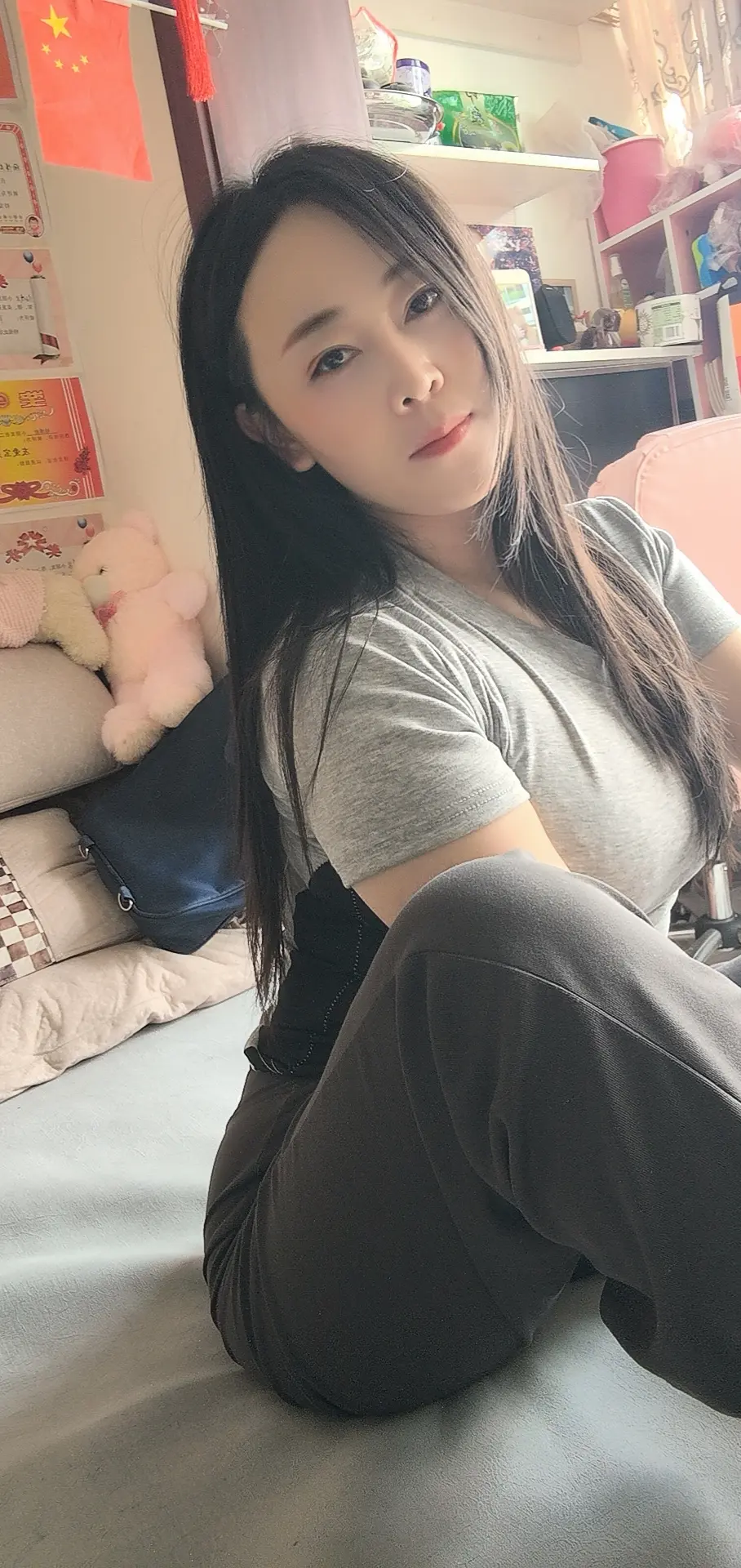 在想在爱都不要去联系一个断联的人了，当别人放手的那一刻就应该明白你已经...