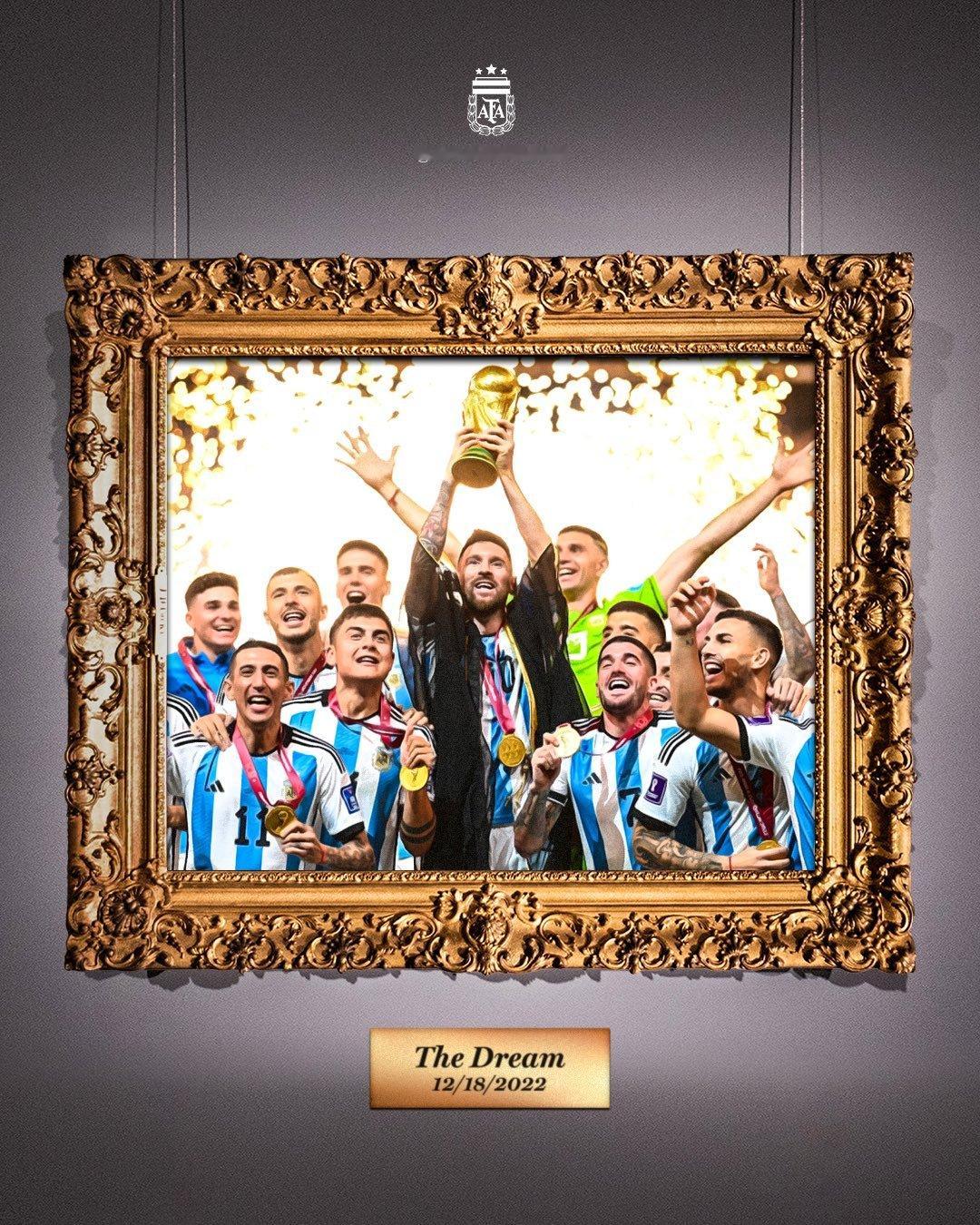 【The Dream】阿根廷国家队官推：今天是世界艺术日! ✨ ​​​
