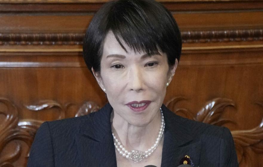 日媒终于慌了。


日本战史研究家山崎雅弘今年 7 月出了一本书，叫《轻视战争的