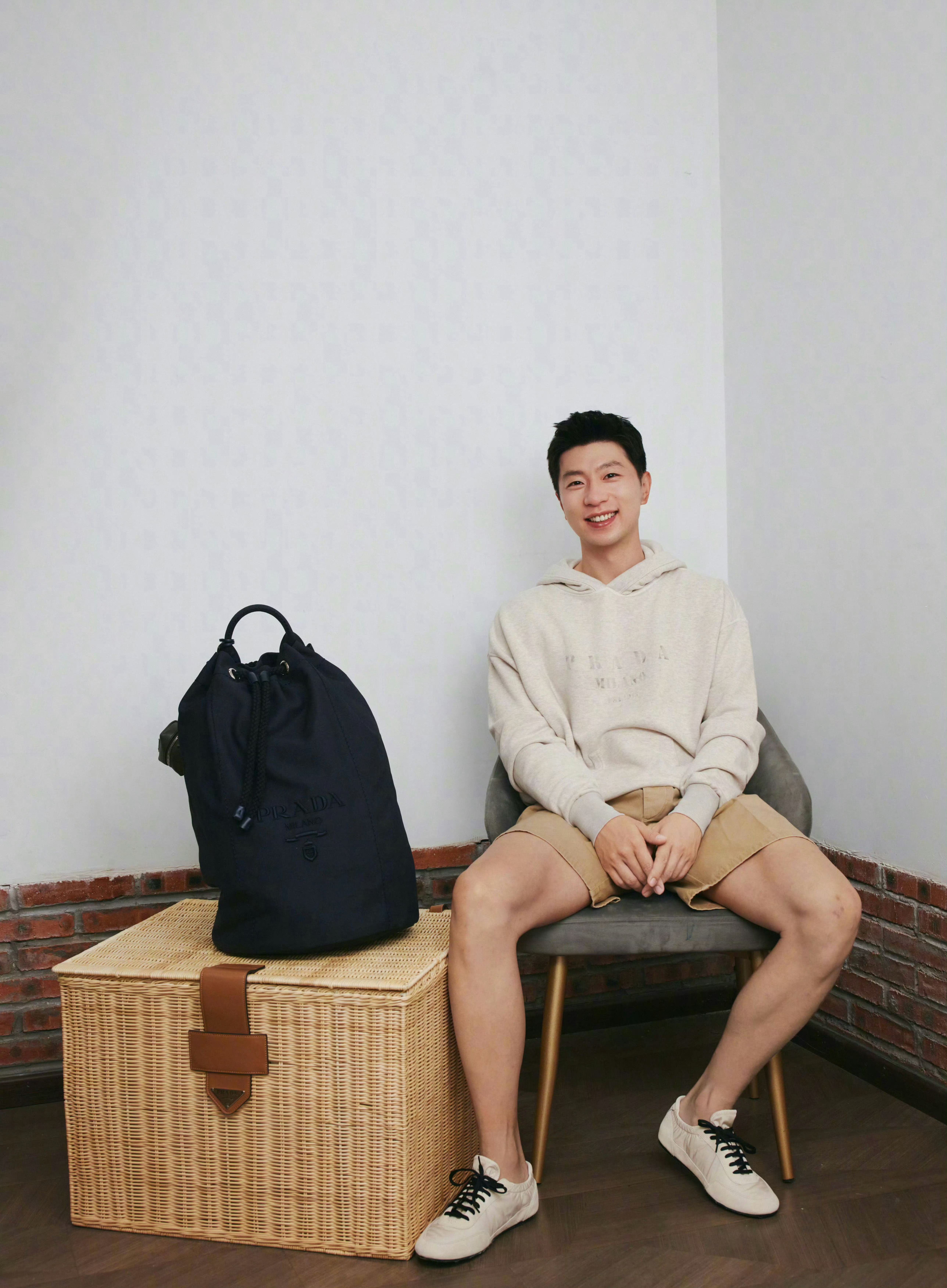 马龙✖️PRADA 龙哥好帅  [舔屏] ​​​