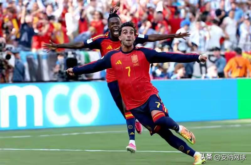 ⚽世界杯：🇪🇸西班牙通过费兰·托雷斯
加时赛第106分钟的一粒进球1-0战胜