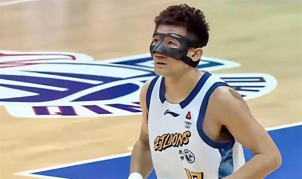 1月29日消息，CBA常规赛第20轮，浙江方兴渡客场挑战青岛崂山啤酒。双方通过四