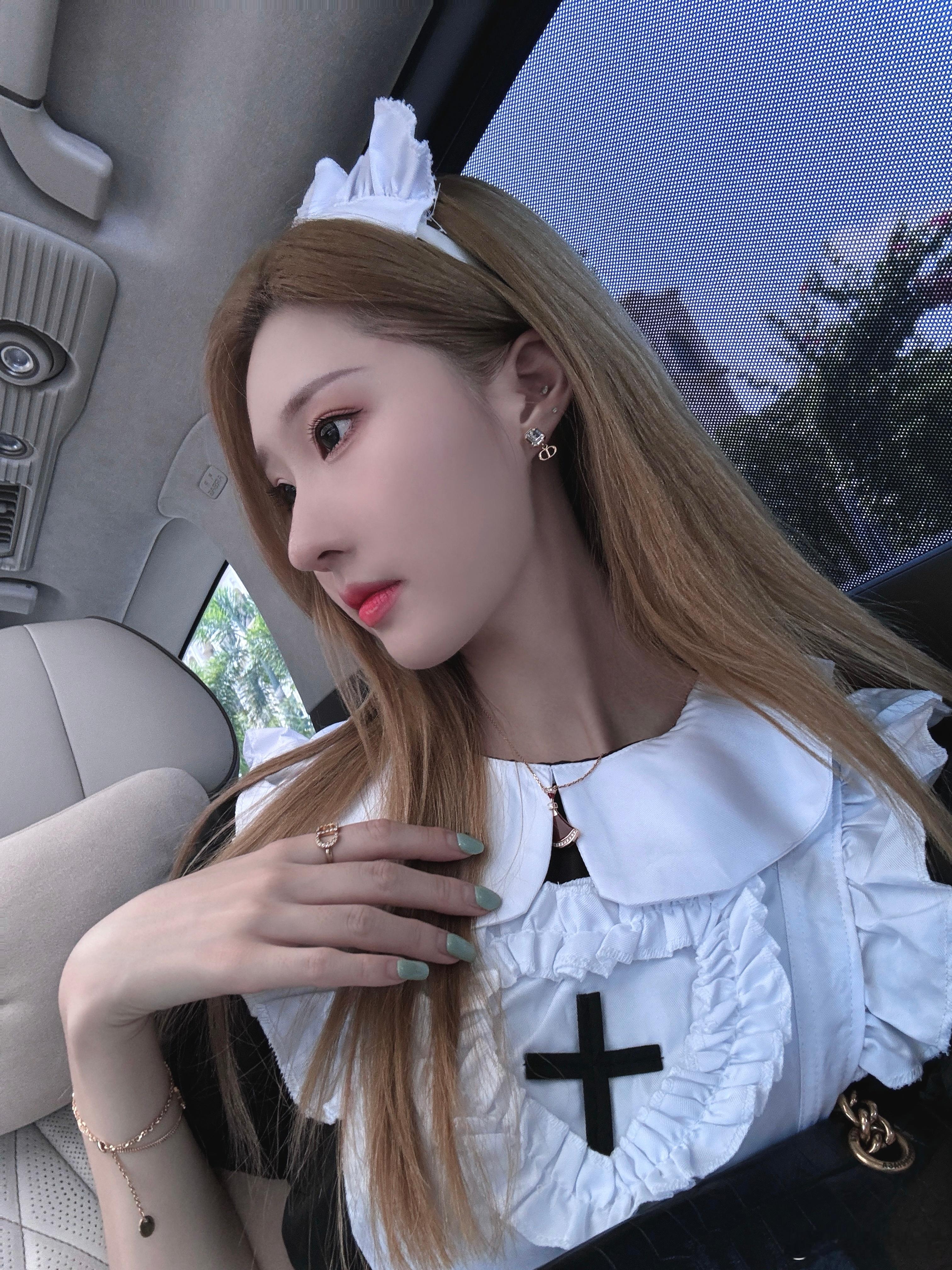 今天是什么造型？#女仆装#  ​​​