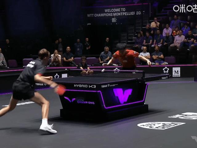 林昀儒鏖战五局首轮晋级！
今日凌晨两点多，随着法国观众口哨声、小喇叭声、锣鼓声的