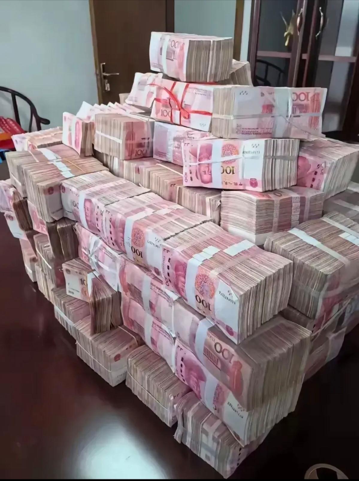 我的今日状态：😎自信酷炫
我这里的天气：🌈雨过天晴
有钱真好